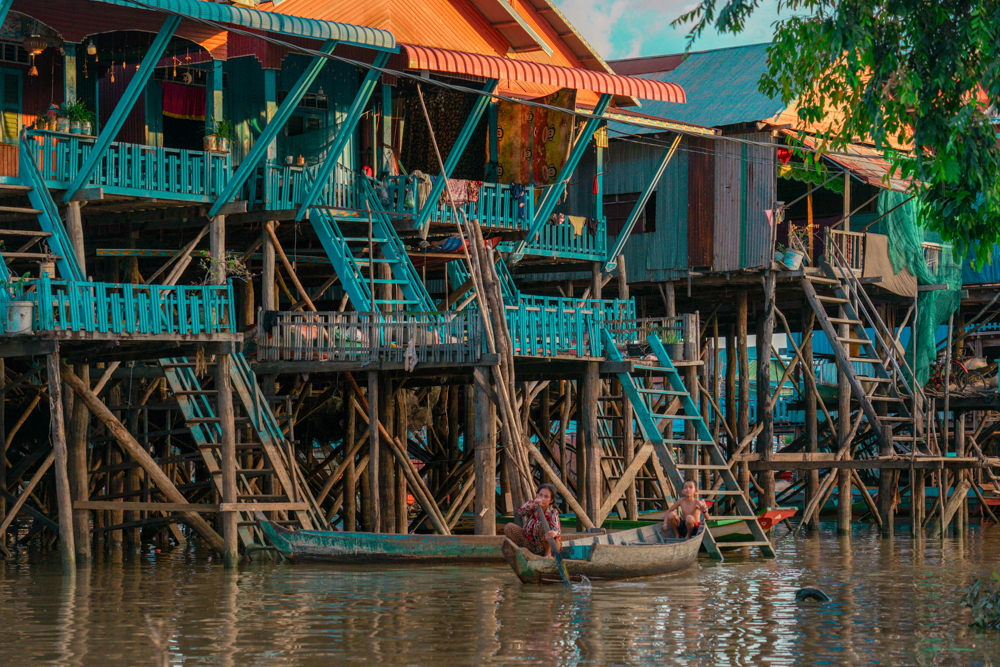 Private Day Trip to Kampong Pluk Floating Village with sunset