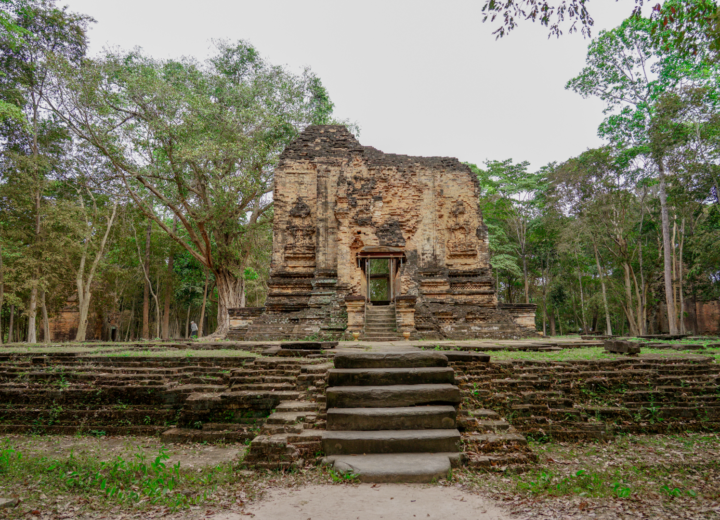 Private Day Trip Siem Reap to Sambo Preikuk Temple (the capital of the Chenla Empire)
