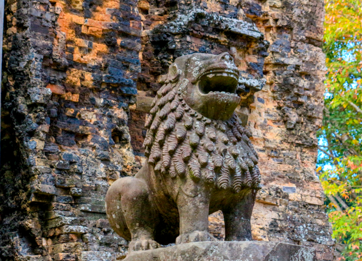 Angkor asia adventures trails Sambo Preikuk lion