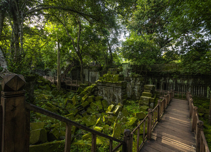 Koh Ker & Beng Mealea (The temple lost in Jungle)